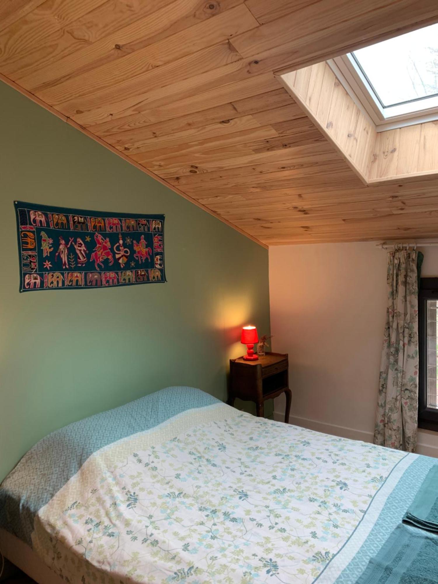 Les Favouilles - Gite & Chambres D Hotes Dauphin Номер фото