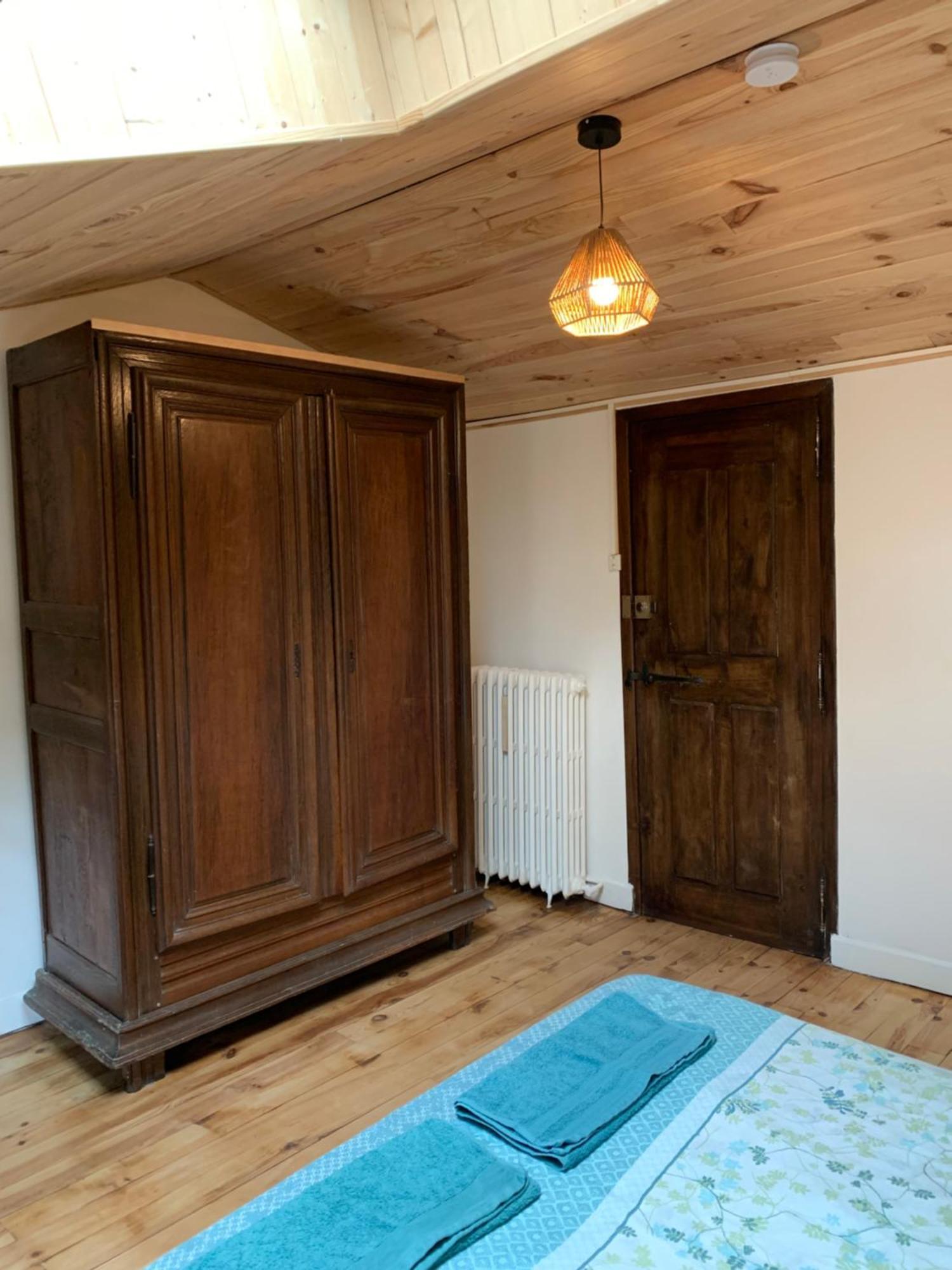 Les Favouilles - Gite & Chambres D Hotes Dauphin Номер фото